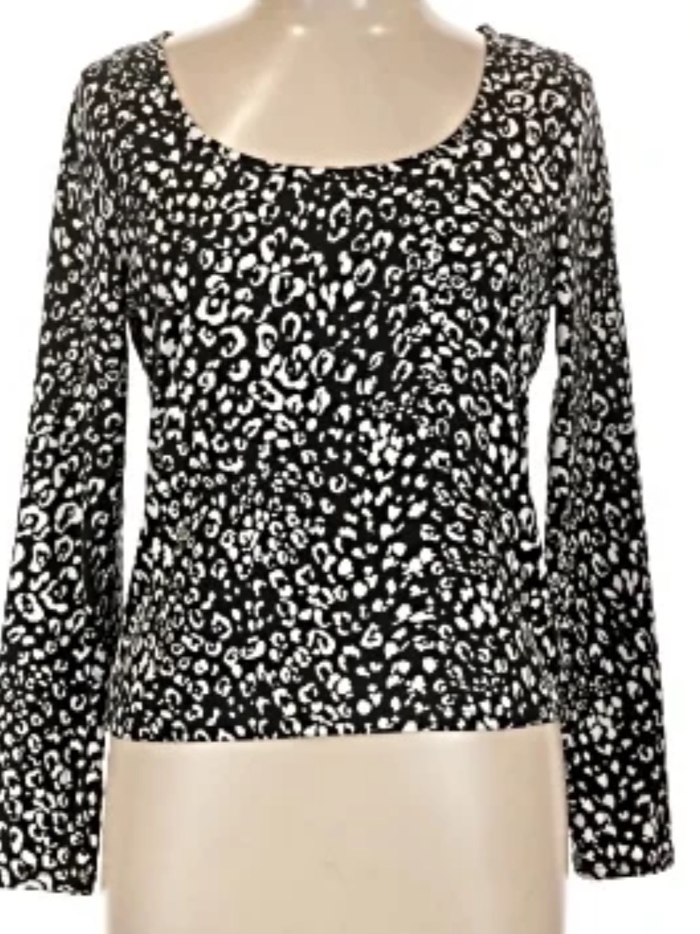 gaze Black & White Leopard-Print Long Sleeve Top